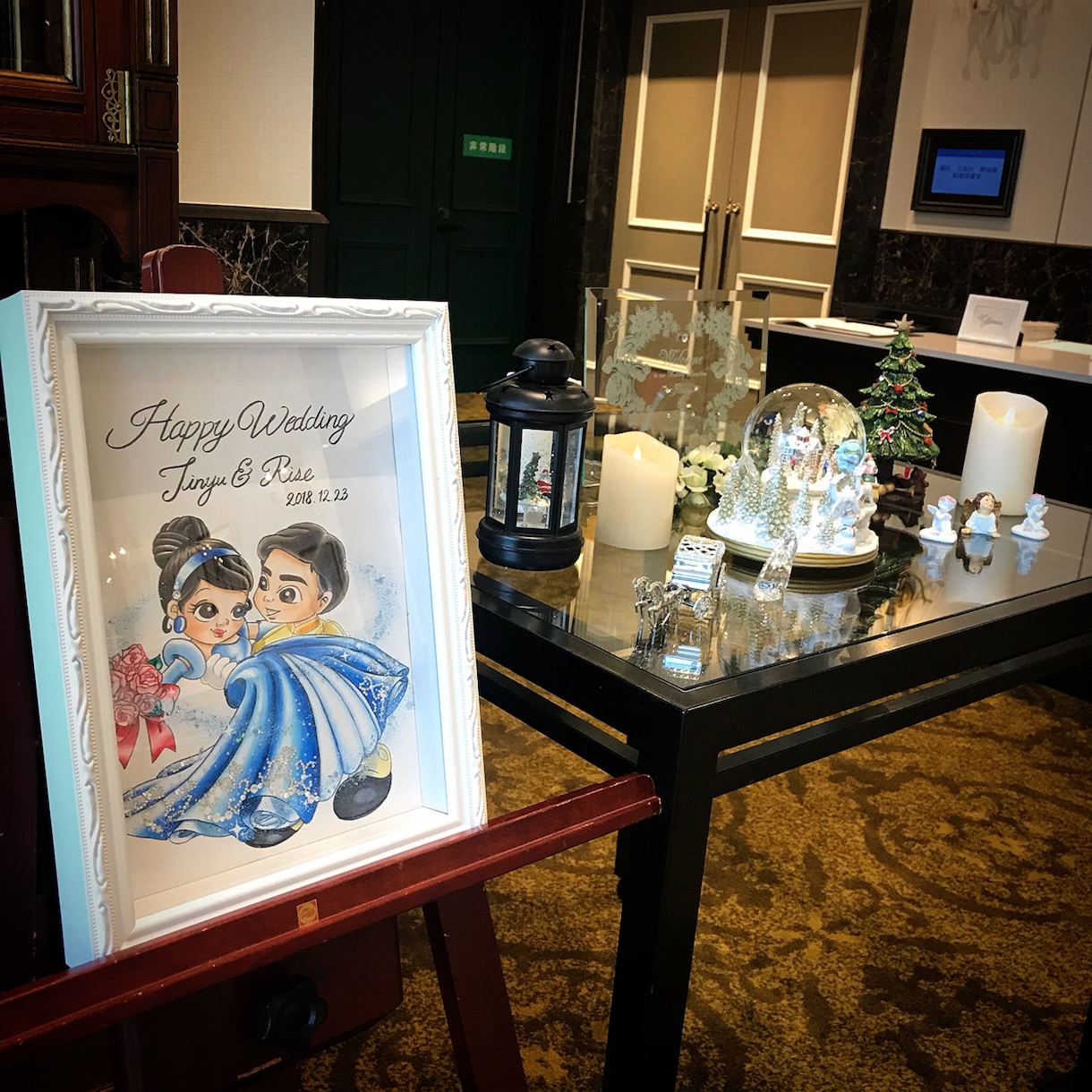 結婚式のウェルカムボードを作成いたします 結婚式の会場に映える！2人の似顔絵を思い出に残されたい方へ イメージ2