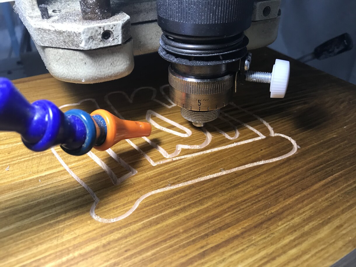 木製の表札作ります 安く、丁寧な木製表札を心を込めてつくります。 イメージ4