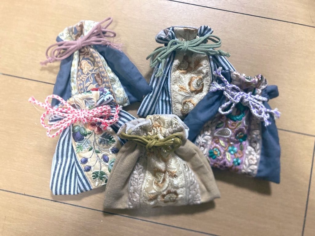 裁縫代行を承ります 入園・入学準備、ベビーグッズなどご希望に応じてお作りします。 イメージ8