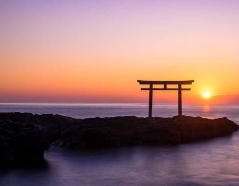 恋愛、復縁、仕事など  運勢を占います 京大出身の占い師による運勢診断 イメージ1