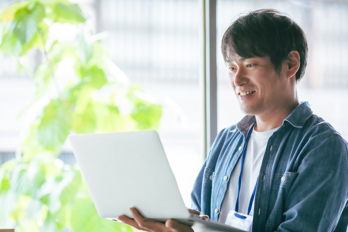テクニックではない「本当の就活」のお手伝いをします 大切な仕事選びは「◯◯」と「◯◯」の2軸で考える イメージ1