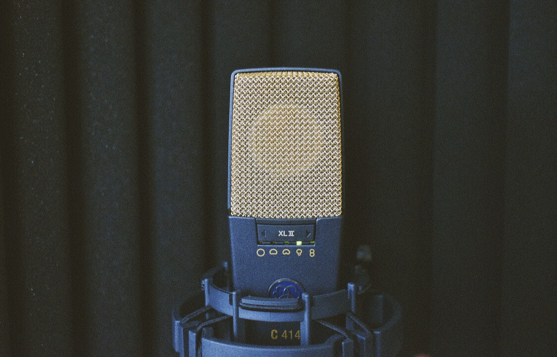 アコースティックギターの生録音を"最短"で承ります あなたの作品に生のギターの音色を！ イメージ3