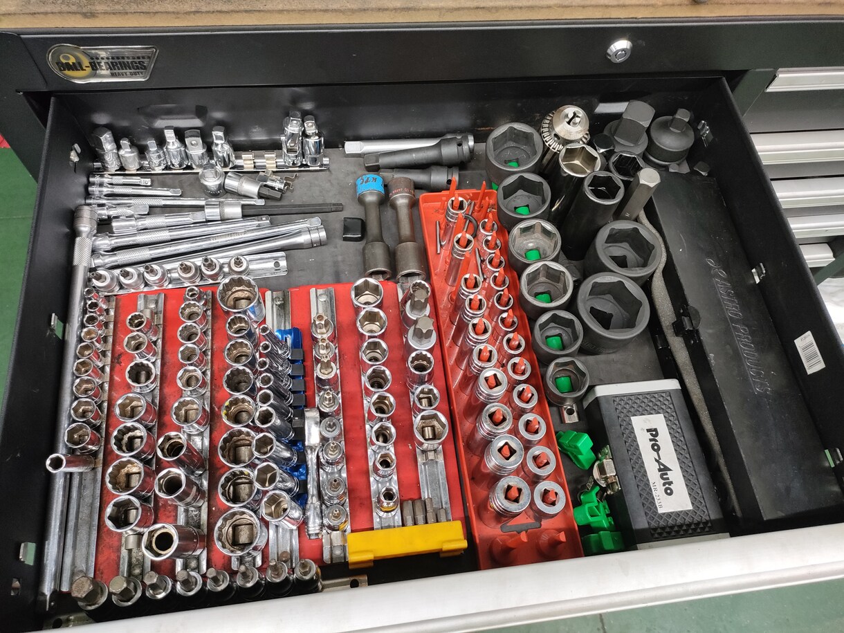 現役整備士が解説します 工具や経験ゼロでもできる安全な車整備 イメージ1