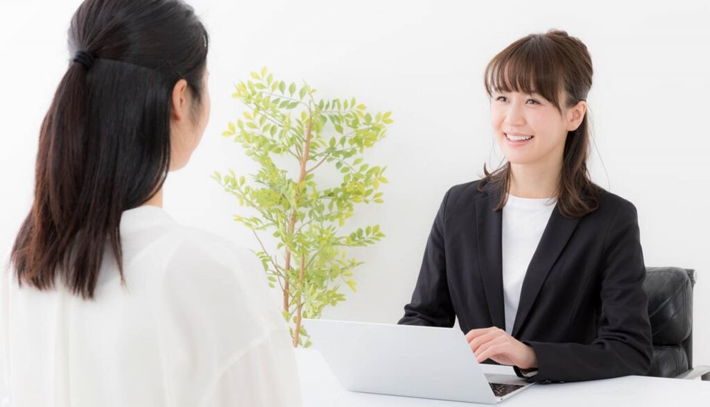 就活♦︎履歴書等の添削、面接対策いたします ♦︎現職の人事担当者＋キャリアコンサルタント資格者です！ イメージ1