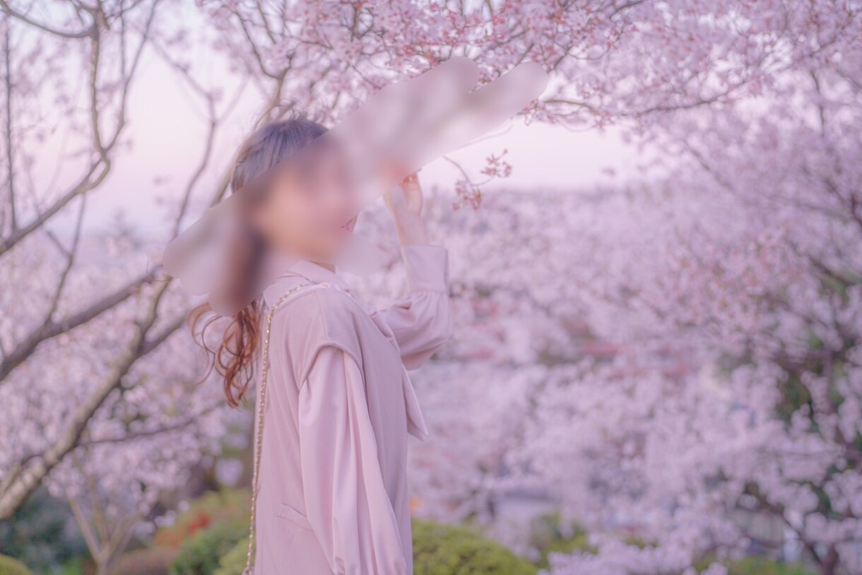 主に人物撮影の素材データを提供します 利用したいイメージ素材をご用意いたします。 イメージ4