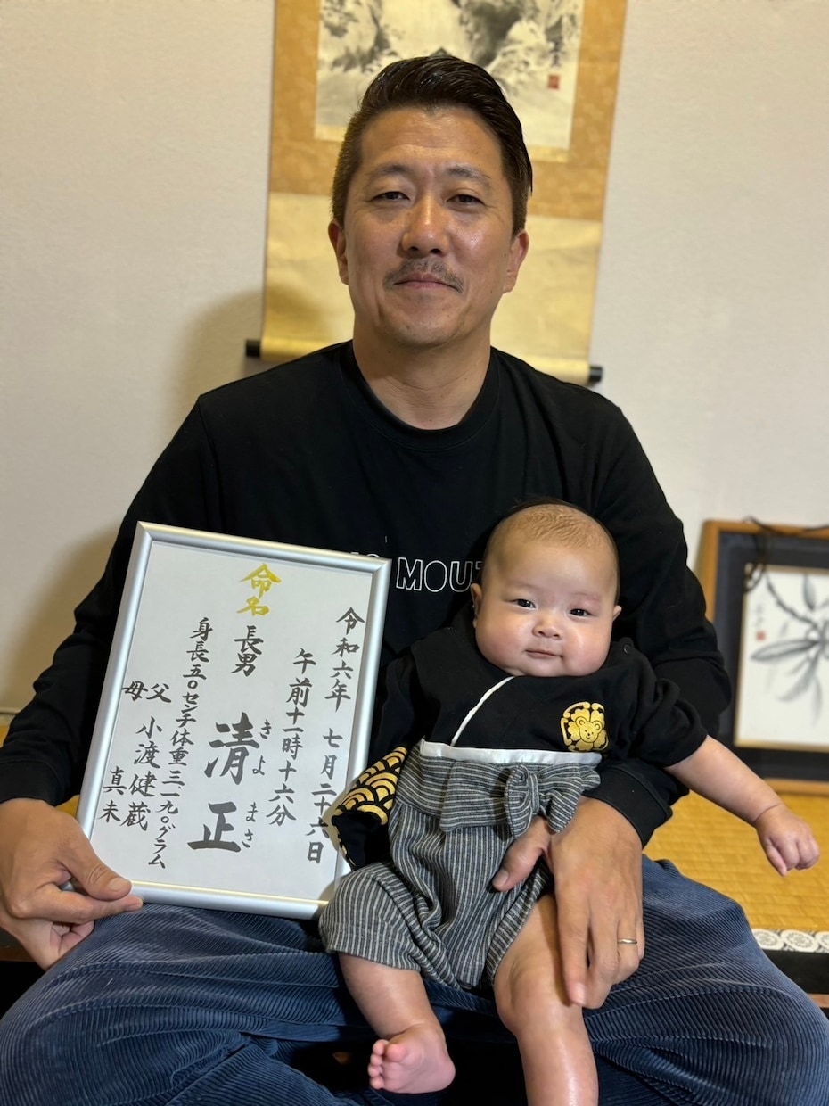 スタンダードな【命名書】手書きで作成致します 美しい⭐︎楷書文字で代筆させて頂きます。 イメージ7