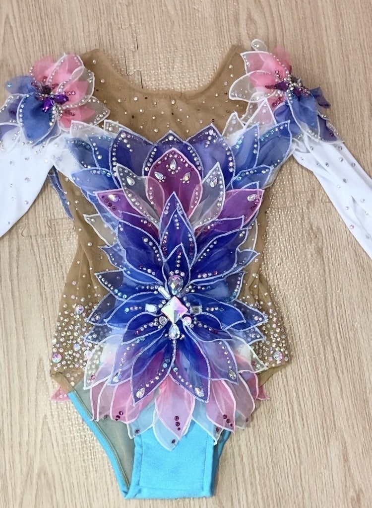 新体操レオタードの縫製・オーダー相談を承ります フルオーダーでパターンから作成 イメージ1