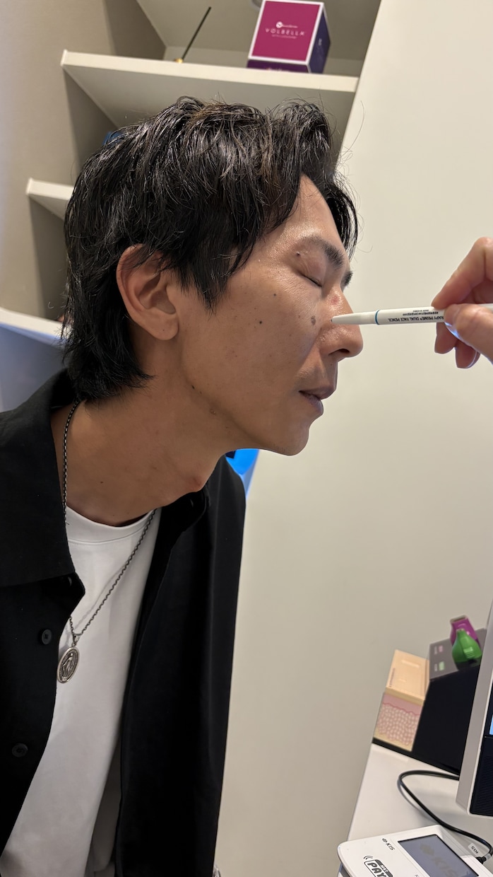 男性がTikTok・インスタ広告素材撮影いたします ミラーレス一眼カメラで広告用写真・素材を撮影いたします。 イメージ4
