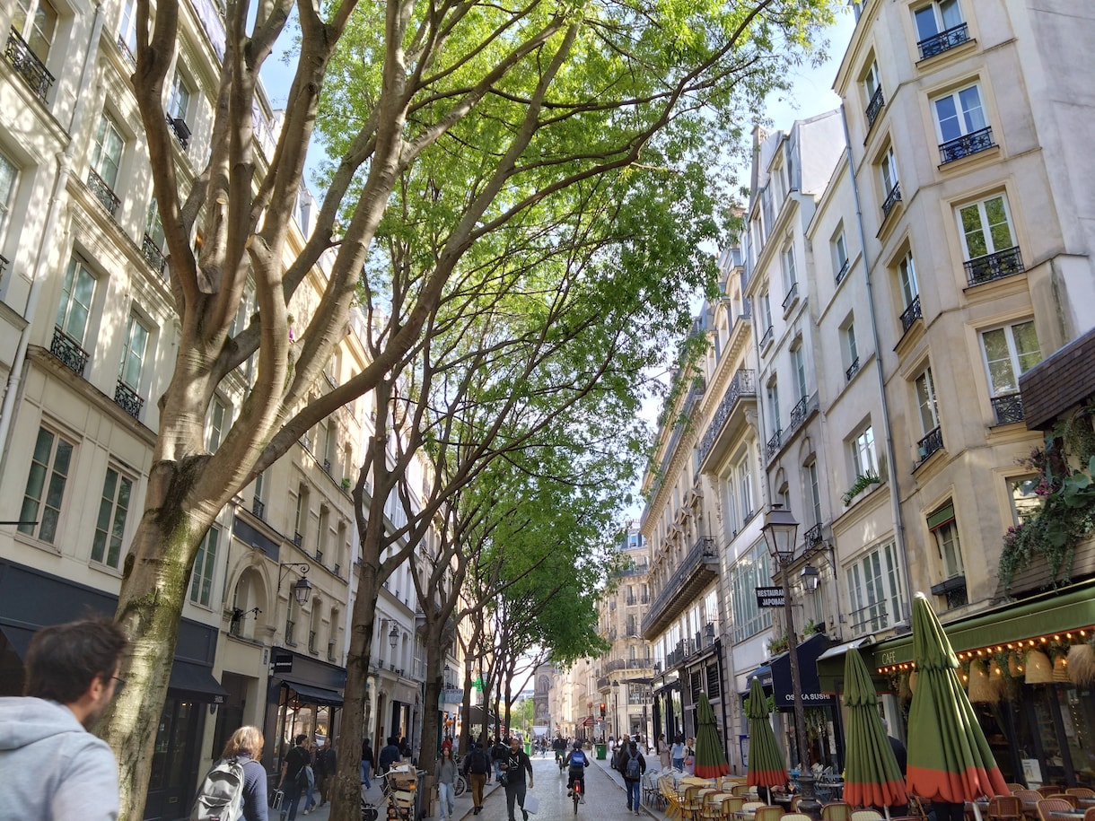 フランス旅行前必読｜超最低限の注意点3つ教えます 店員さんが冷たいは勘違い？知っておくべきマナー【PDF5枚】 イメージ7