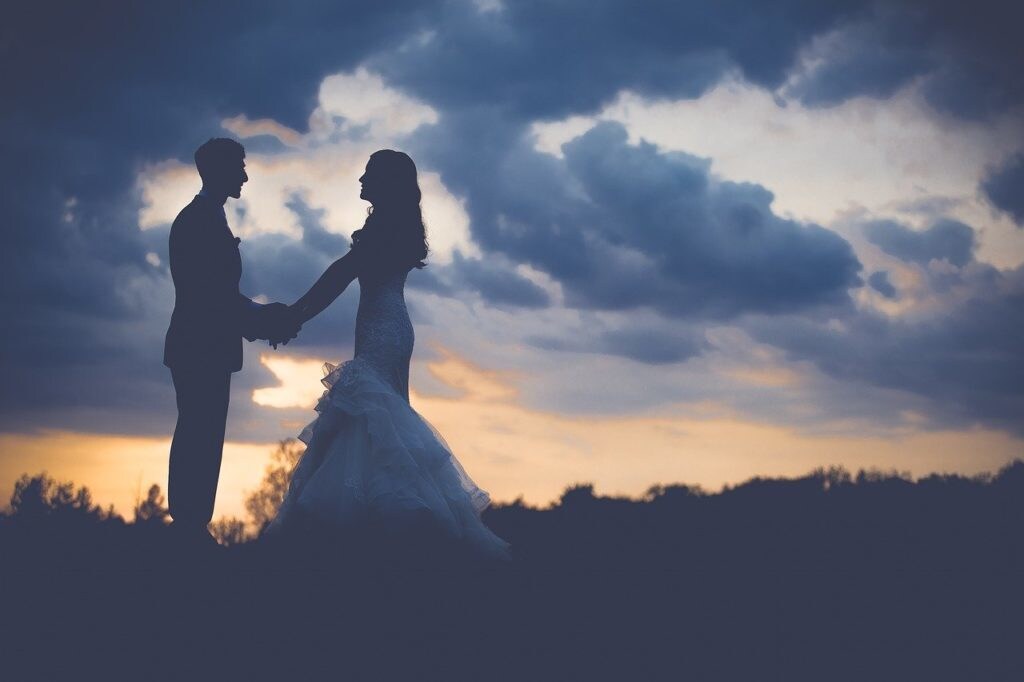 写真を10枚送るだけ！結婚式動画作成します 即レスです！気軽に申し込んでみてください！ イメージ3