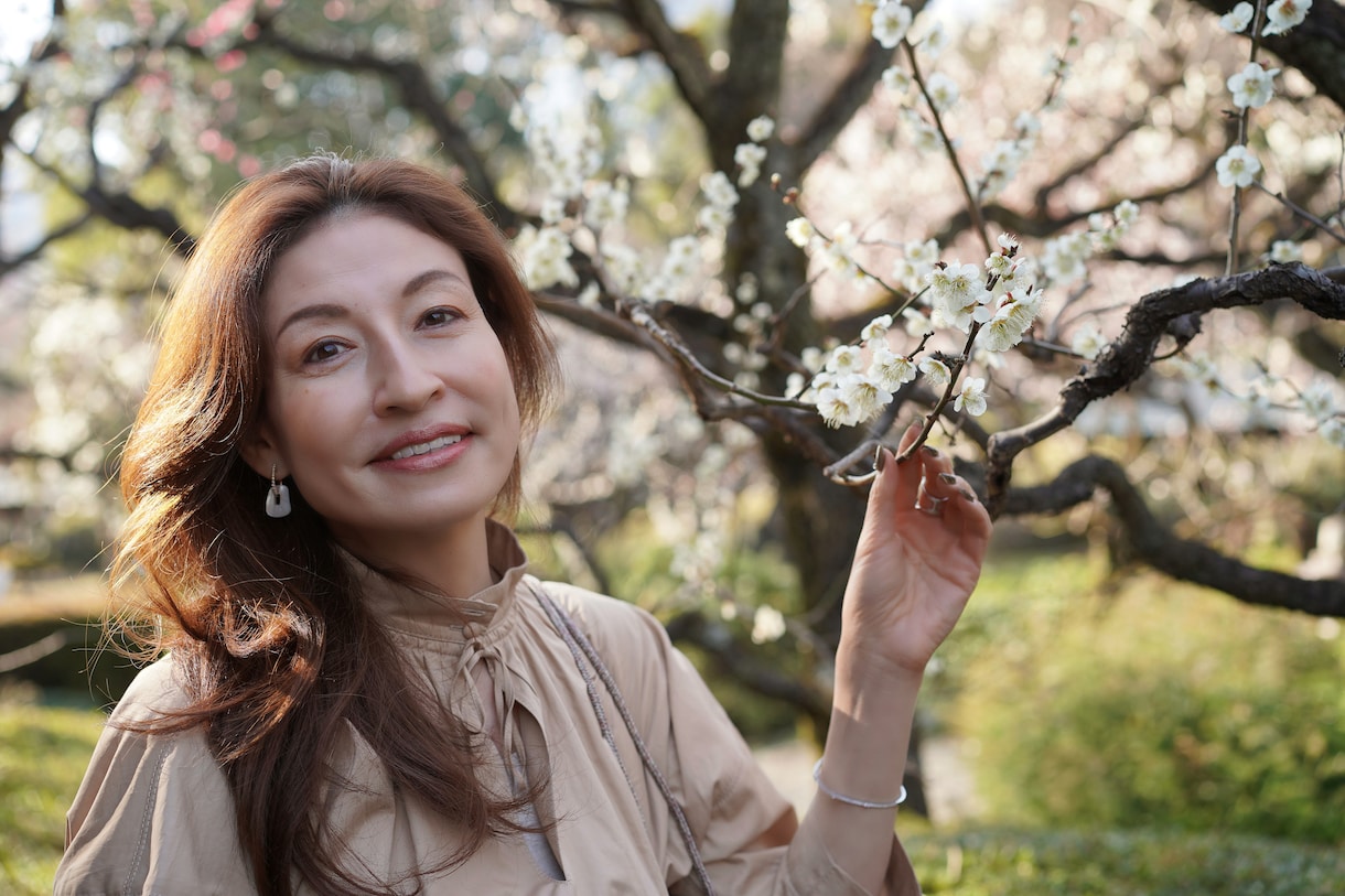 自然な表情のプロフィール写真を撮影します ご自分でも気づいていらっしゃらない素敵な表情を切り取ります。 イメージ10