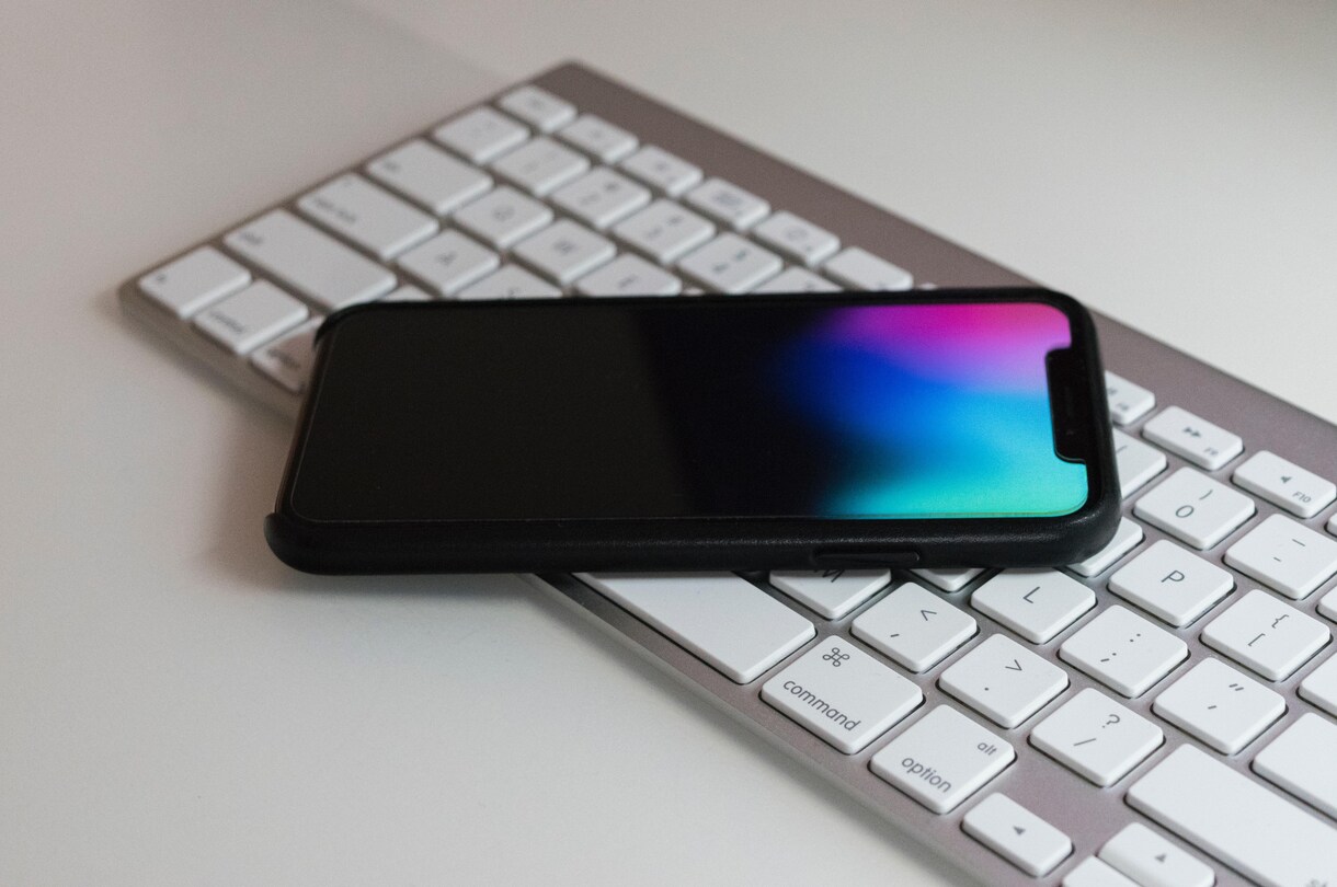 スマホの回線利用料5000円以上の方、損してます そのスマホ利用料金、お安くなります イメージ1