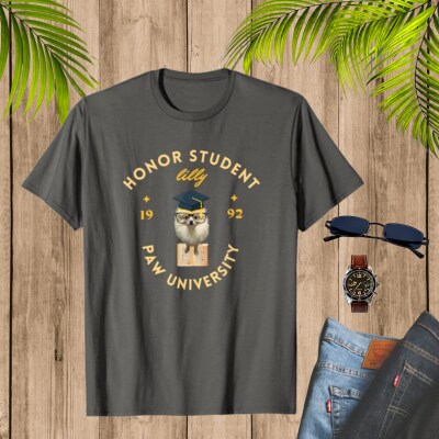 写真1枚 うちの子優等生Tシャツ製作→納品します ☆メガネと学士博士帽で大学院生にコスプレTシャツをお届けまで イメージ1