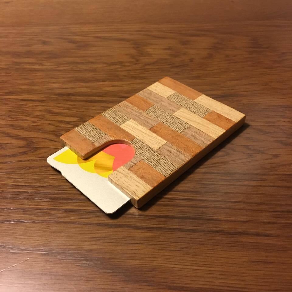 Pass case 木工作品をご自身で作れます 木製のICカードケース・名刺入れをご自身で作品化出来ます。 イメージ1