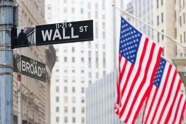 投資銀行・外銀への転職・就活をサポートします 現役社員による投資銀行現場のリアルをお伝えできます！ イメージ1