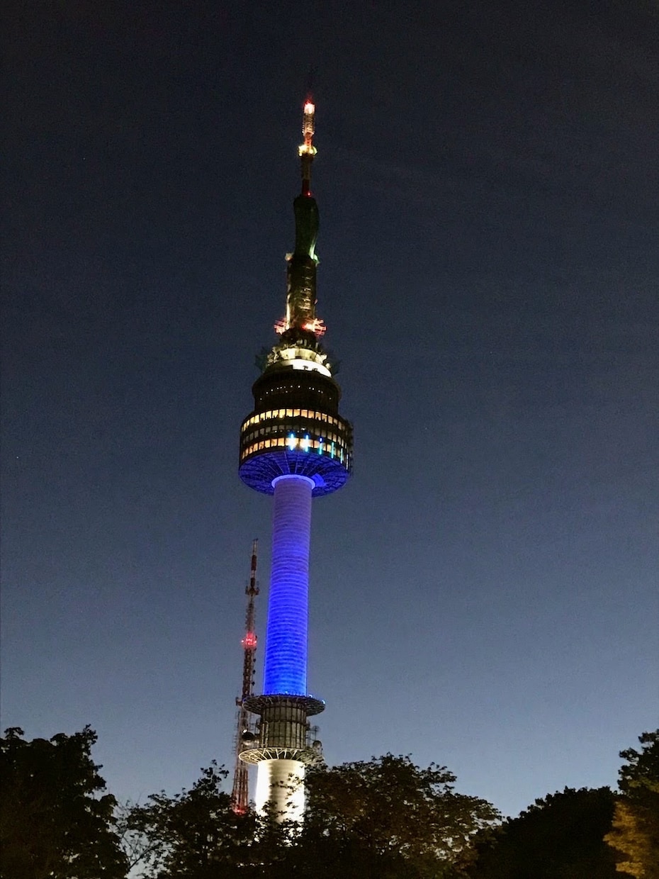 韓国旅行に行った気分になれる写真を掲載します 韓国屋台のわたあめです。とても可愛らしい見た目です。 イメージ2