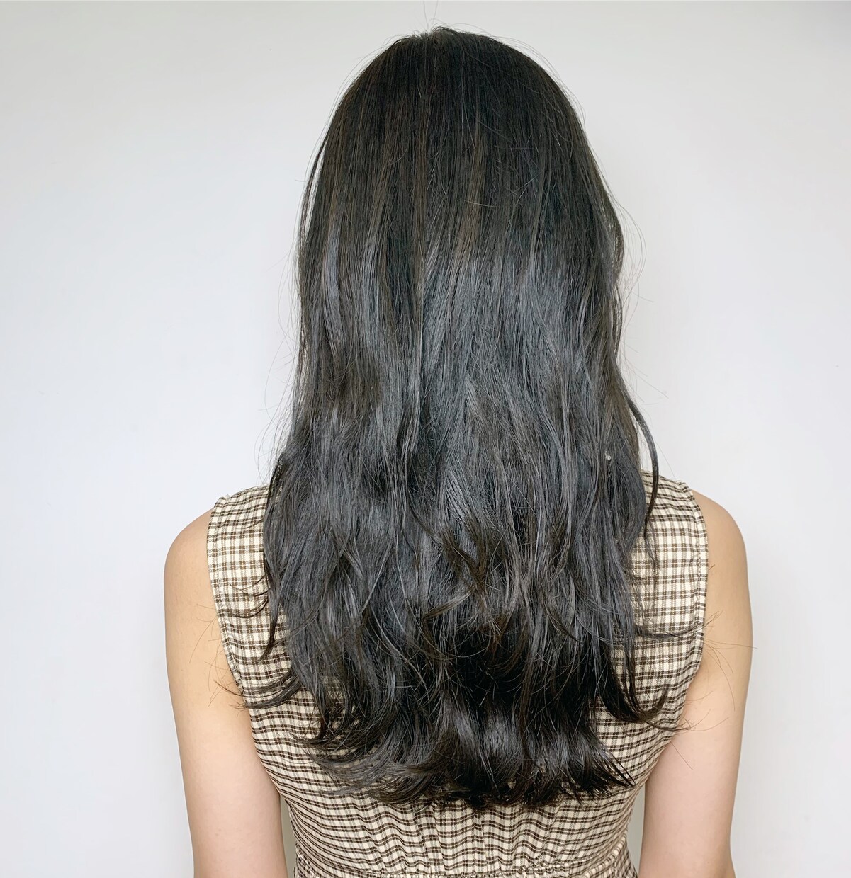あなたに合うあなただけのヘアカラーを選定します 人気美容師が全力でサポート！必ず似合わせます イメージ4