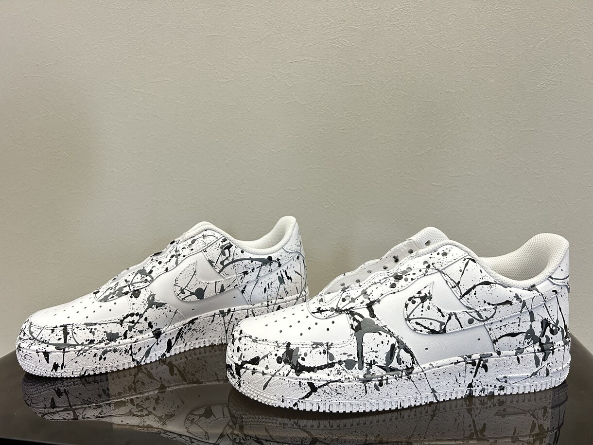スニーカーにペイントします 世界にたった一つのオリジナルスニーカーを作りませんか？ イメージ10