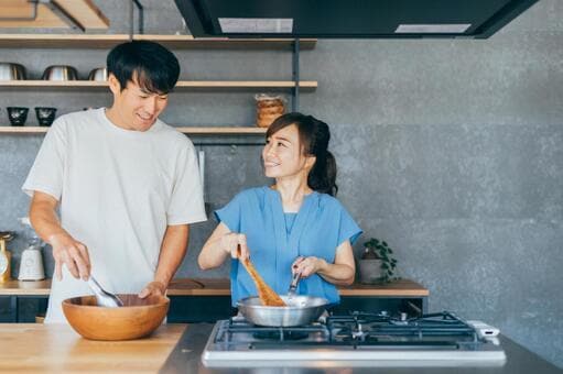 禁断の恋…誰にも言えない心の叫び…私が受け止めます 好きになってはいけない相手を、好きになってしまうのって辛い… イメージ2