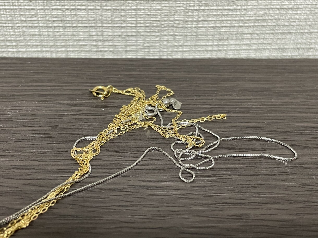 絡まってしまったネックレス、ほどきます 絡まってしまったネックレスをお持ちの方、ご連絡ください！ イメージ1