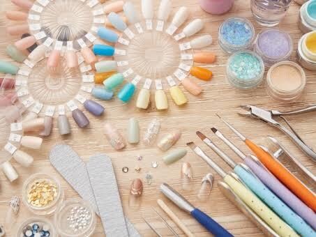 綺麗なマニキュアの塗り方教えます セルフネイルでサロンの様な仕上がり！ イメージ1