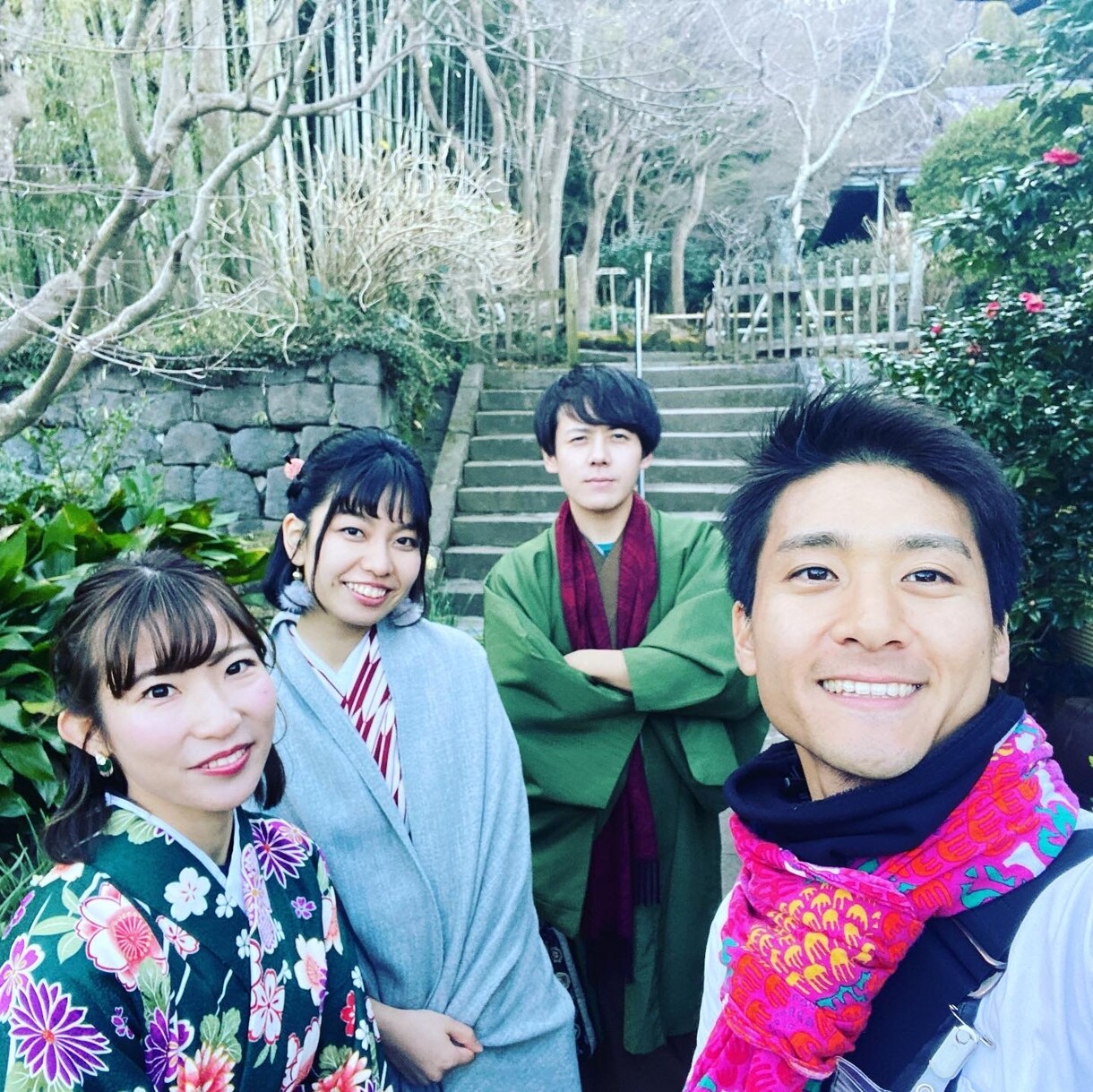 思い出の写真を1枚にまとめます 沢山の思い出の写真をSNSや友達と共有しやすいようにします イメージ2