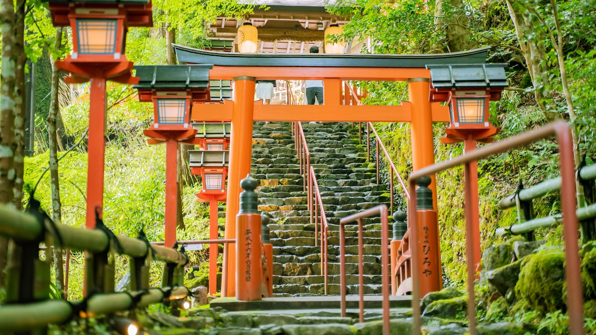 今は動くべき？転職の最適な時期をお伝えします 辞めるかどうかではなく「今かどうか」を見極めます イメージ3