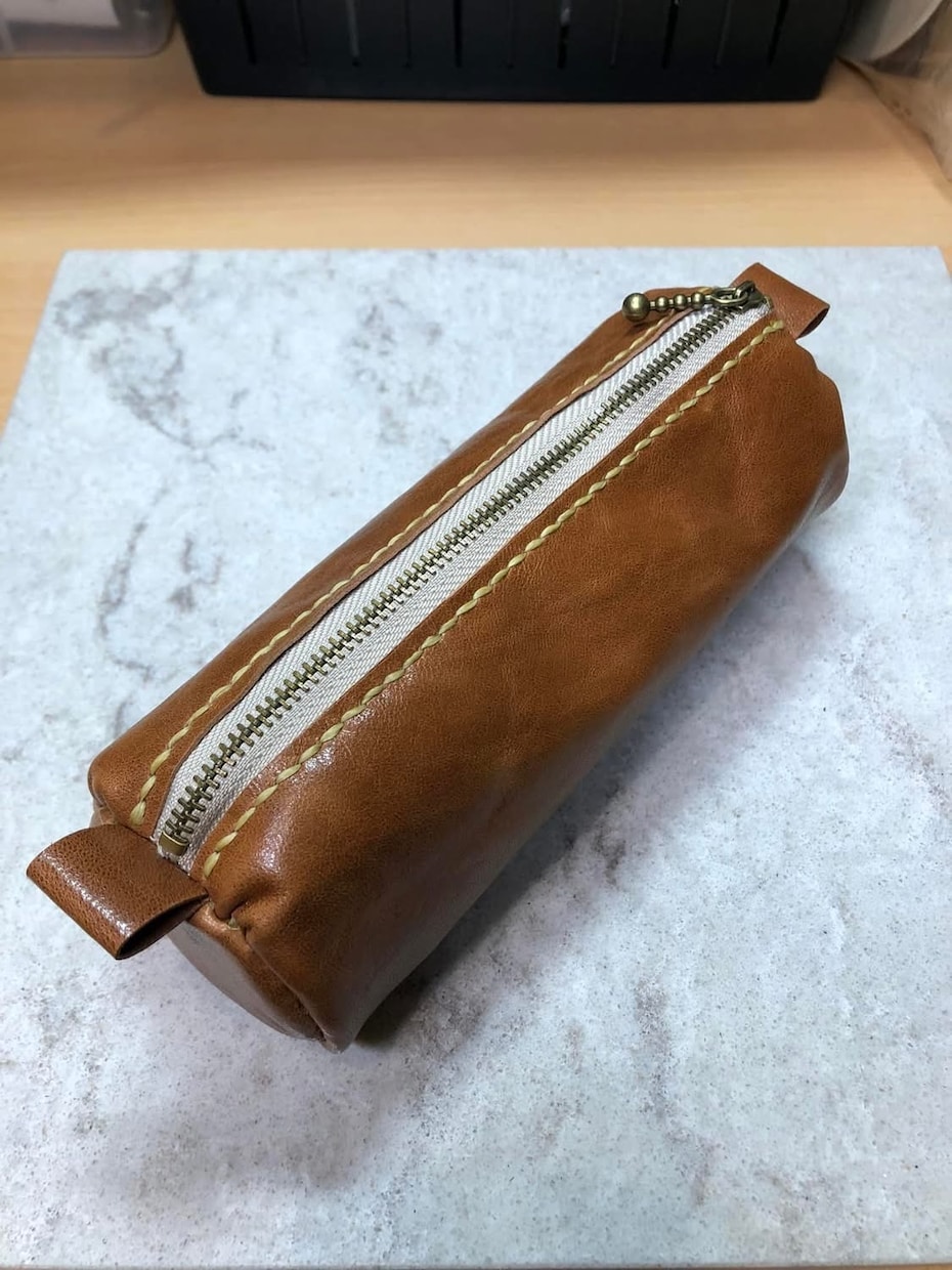 レザークラフトでご希望の革小物をお作りします ご希望をお聞きして世界に一つの貴方だけの革小物を作ります。 イメージ7