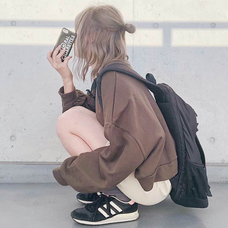 人物写真をイラストにしちゃいます 好きなアイドルや芸能人を可愛く又はシンプルにイラストに! イメージ1