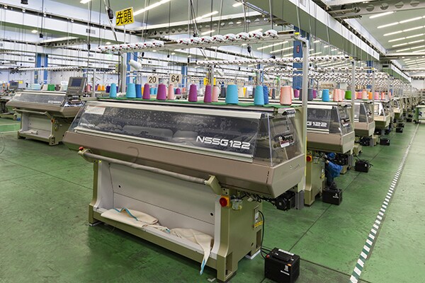 製造業・工場などへ出張撮影いたします 製造現場の迫力と信頼感を、プロの目で切り取ります イメージ9