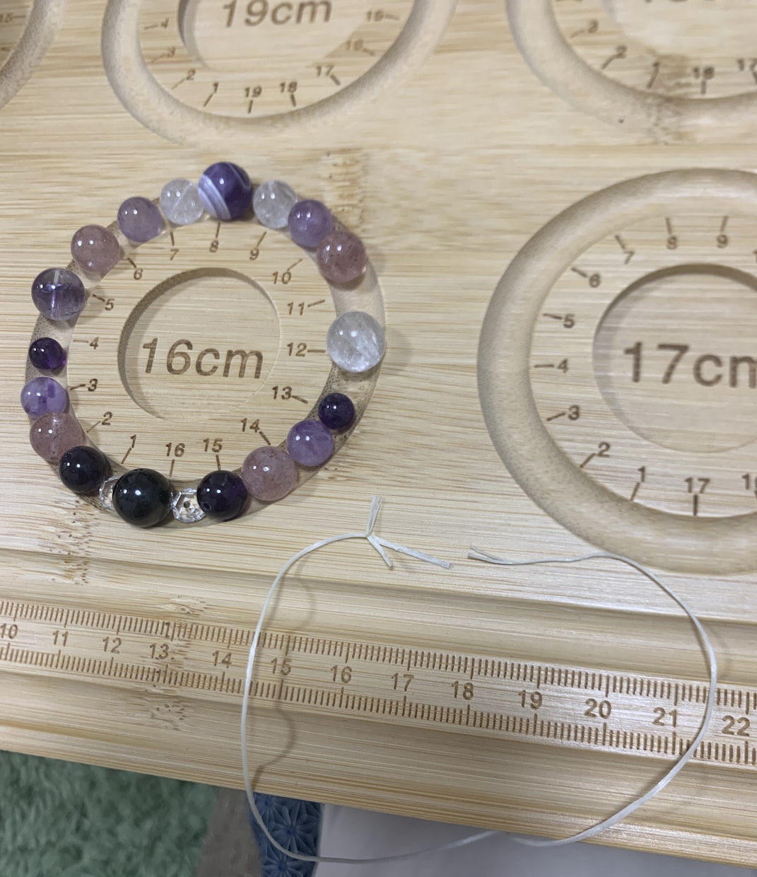 天然石ブレスレットを修理、またはリメイクします お家にあるお気に入りの石を使って石を追加してのリメイクが可能 イメージ1