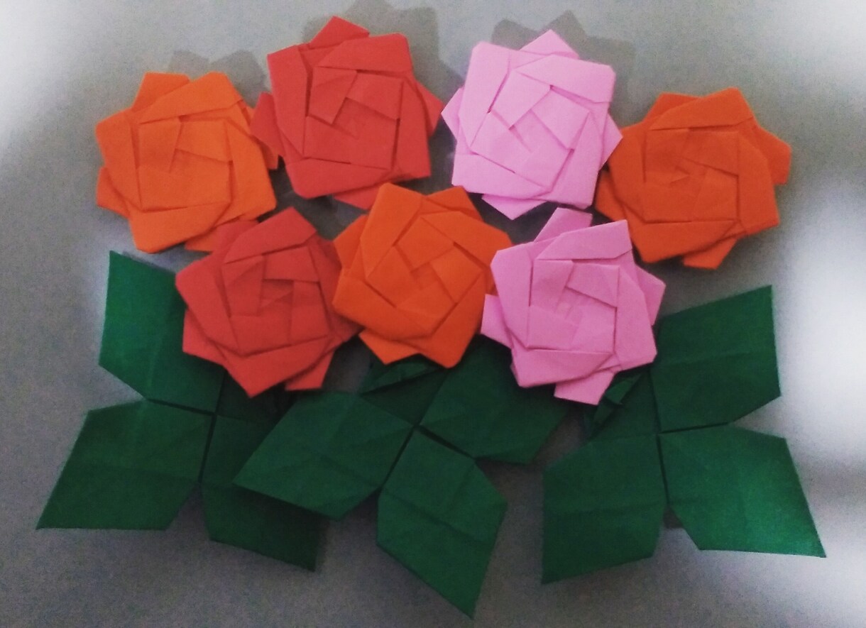 季節の折り紙を、1ヶ月からお届けします 現役折り紙クリエイターが折り紙をお届け“おりがみのサブスク” イメージ3