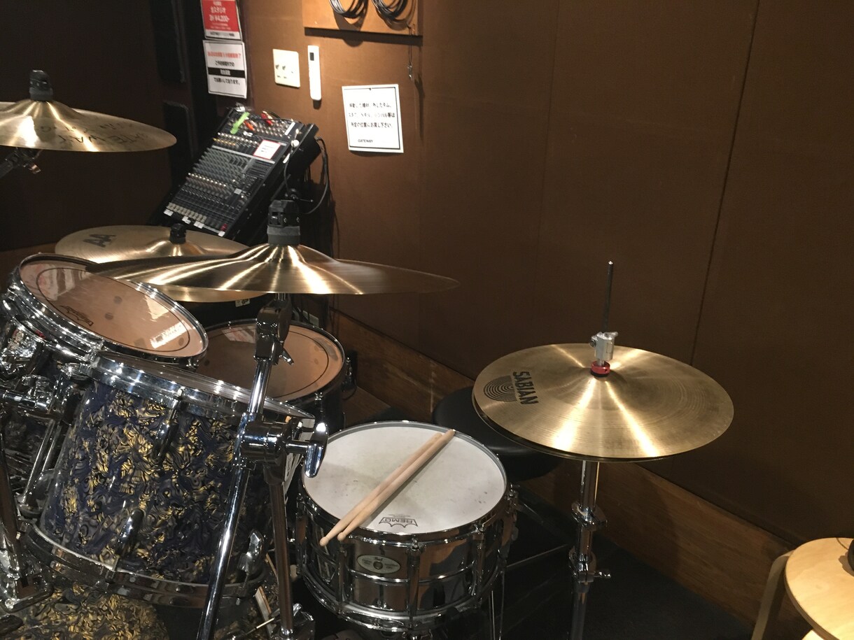 補正、ハモリ生成込み！歌ってみたのmixをします 一律5,000円、補正込み、トラック数制限なしです！ イメージ2