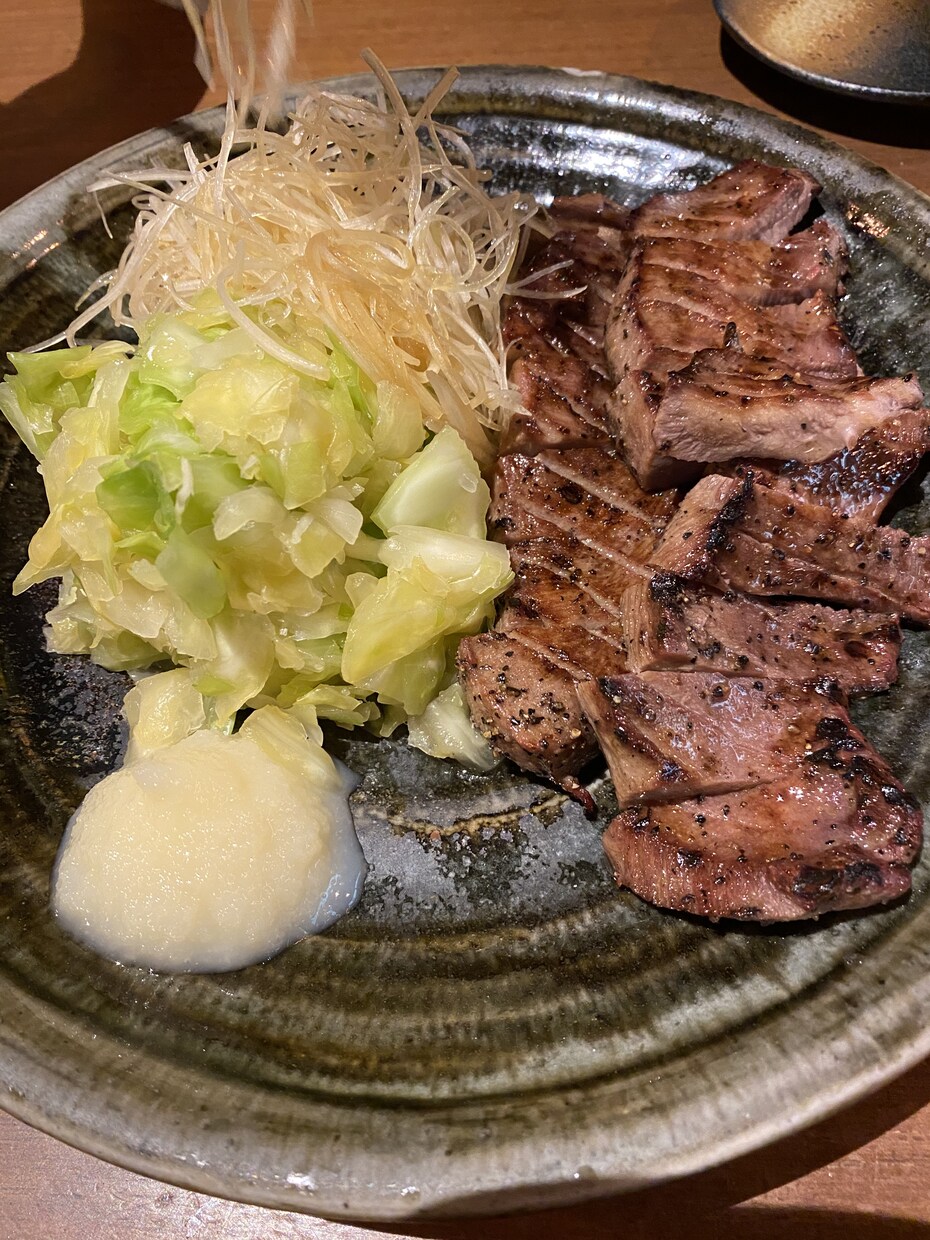 なんでも聞きます どんな話でも聞きます。聞かれたらなにか答えます。 イメージ1