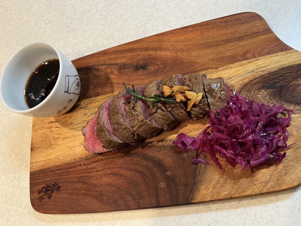 鹿肉のローストビーフのレシピー教えます 鹿肉が苦手な方でも美味しく食べれます イメージ1