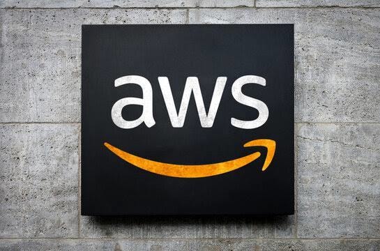 AWSに関するお悩み、何でもご相談承ります 設計・構築・運用までトータルサポート！気軽にご相談ください。 イメージ1