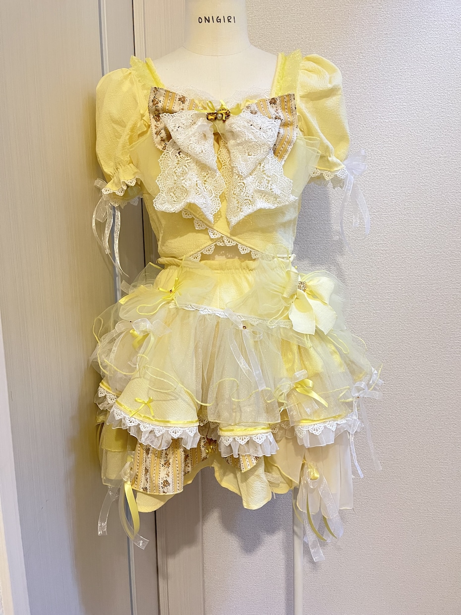 アイドル衣装、コスプレ衣装のリメイクできます お手元の衣装やお洋服から、価格を抑えて可愛く衣装を作ります。 イメージ8