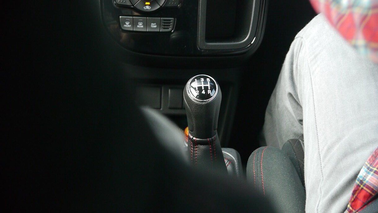 マニュアル車の苦手克服手伝います MT車の運転の仕方、絶対エンストしない方法教えます イメージ3