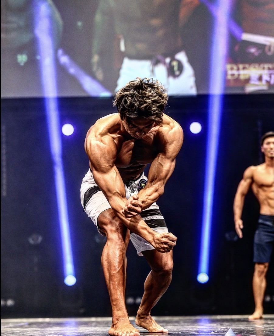 自宅トレーニングメニュー作ります ベストボディジャパン日本一2連覇のトレーナーが監修！ イメージ2