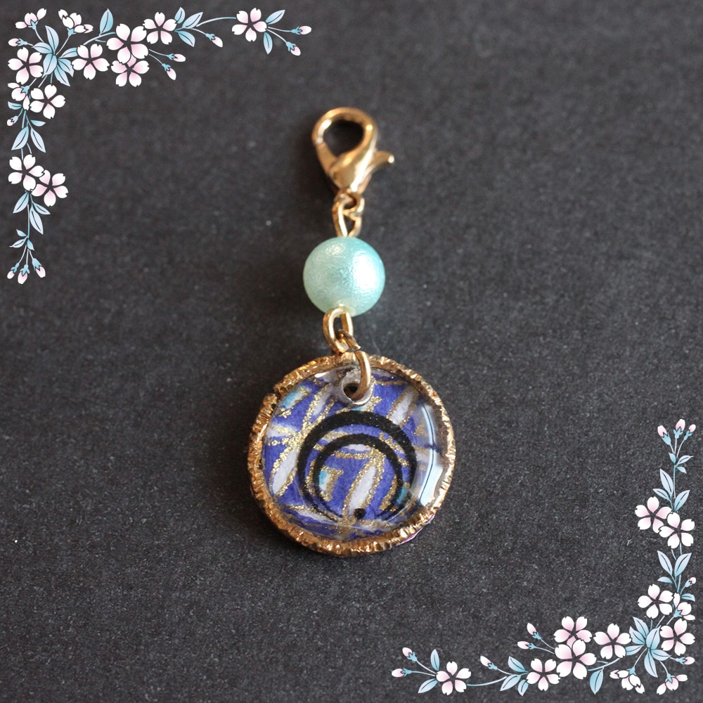 レジンアクセサリー作成します 二個と無い商品になりますので気に入って貰えると思います イメージ2