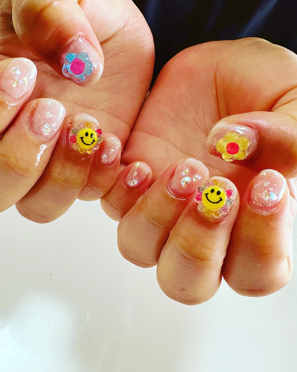 ネイリストとして可愛いデザイン提供しています 個性的可愛いネイルデザインでモチベup イメージ3