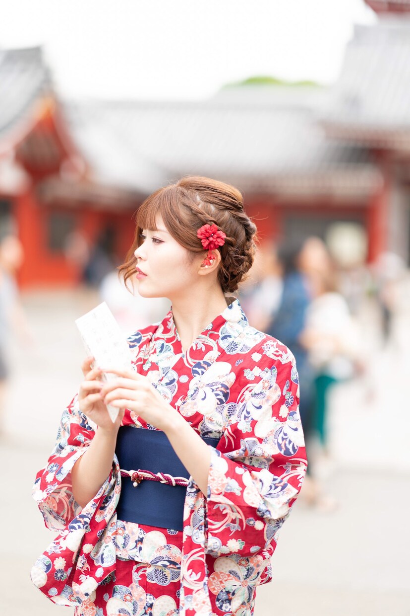 人物写真のリタッチ・加工修正行います 写真に写っている人の幸せを願い行います イメージ3