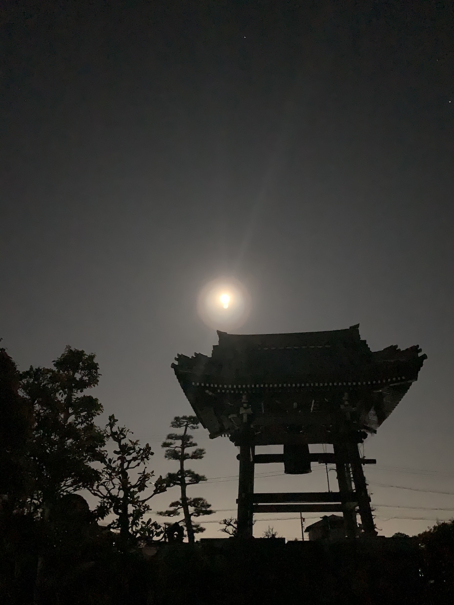 お坊さん&整体師です。どんなことでも相談にのります 健康、人間関係、恋愛、子育て…どんな事でもご相談ください。 イメージ2