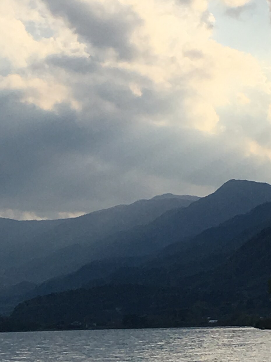人生山あり谷あり☆あなたのお悩みお聞きします ちょっと人生の寄り道しませんか。一人で悩まないでくださいね。 イメージ1