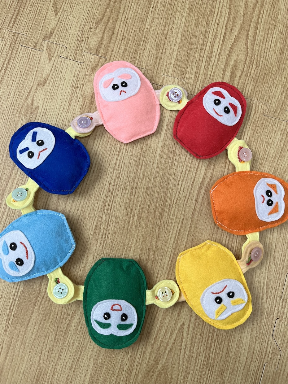 送料込★手作り知育玩具、お子様のおもちゃを届けます ボタン練習おもちゃを一つずつ丁寧に作りました☆ イメージ4