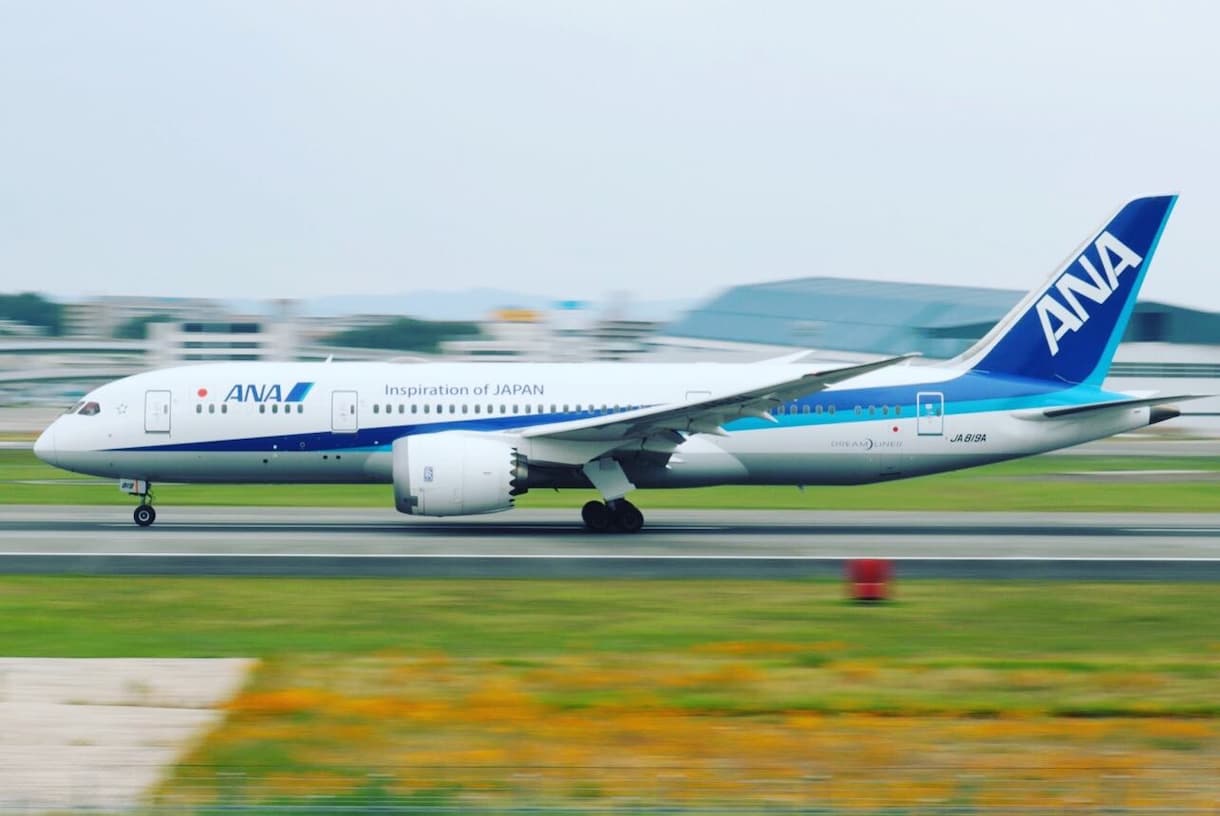 主に伊丹空港発着の飛行機の写真を撮ります 皆さん自慢の車やバイクを飛行機と一緒に撮影してみませんか？ イメージ4