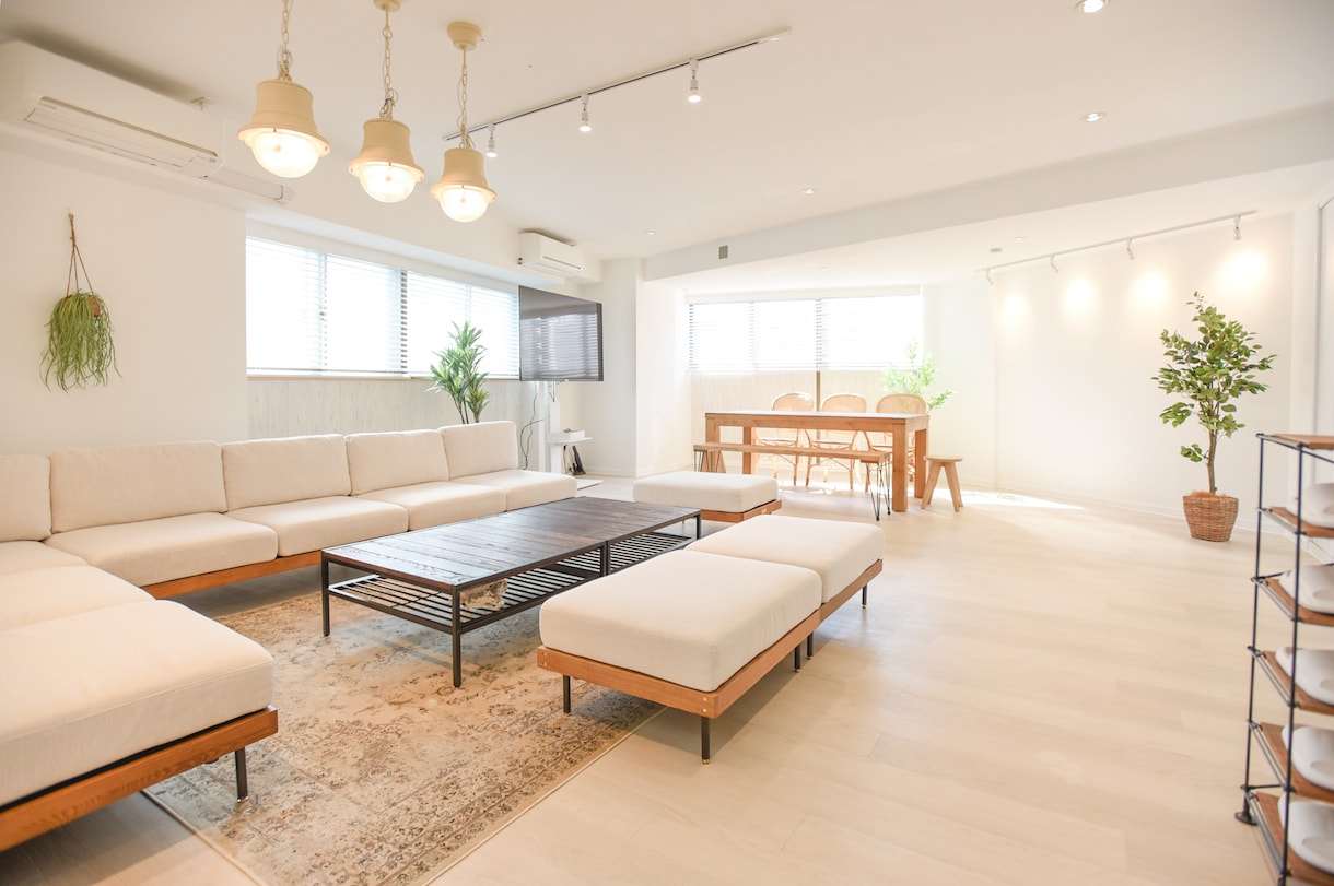 建築や内装の写真を撮影します 内装の撮影ご依頼ください！お好みの色味で調整いたします！ イメージ2