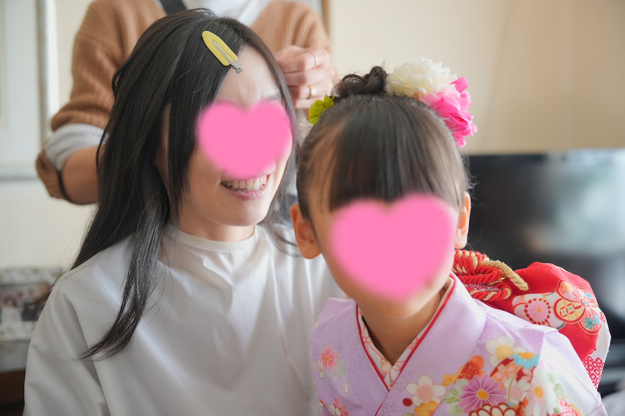 七五三・入園卒園◎家族支度 出張ヘアメイク着付ます 家族の“特別な日”を、自宅でラクに華やかに。 イメージ4