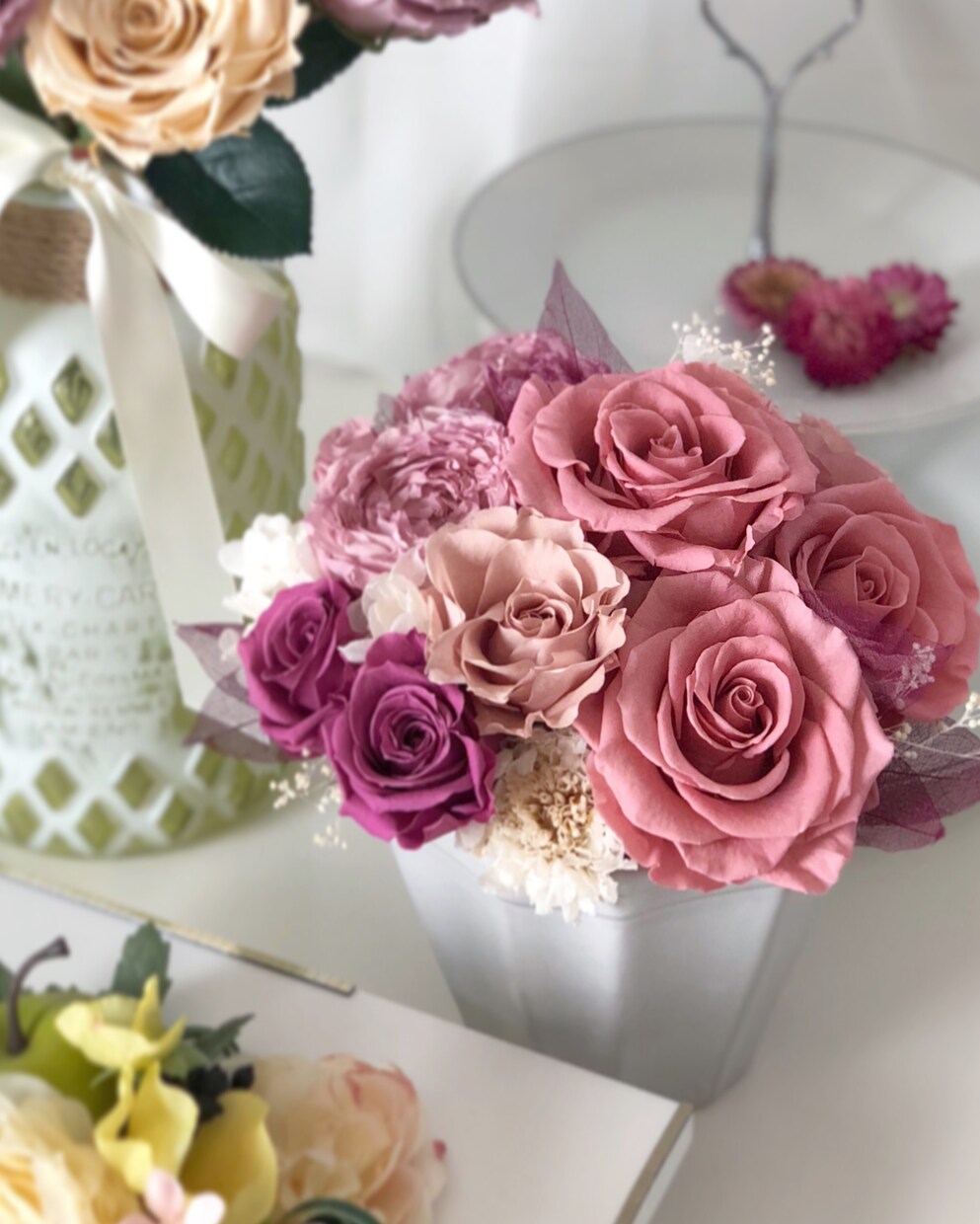 枯れないお花のアレンジメントをお作りします 水やり不要、花粉なし、お手入れも簡単なのに長く楽しめて大人気 イメージ2