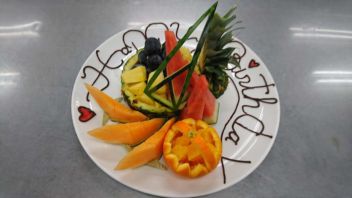 いつもよりちょっと贅沢な雰囲気の食卓を提案します ちょっとした盛り付けや食器類で料理の雰囲気が全く変わるんです イメージ3